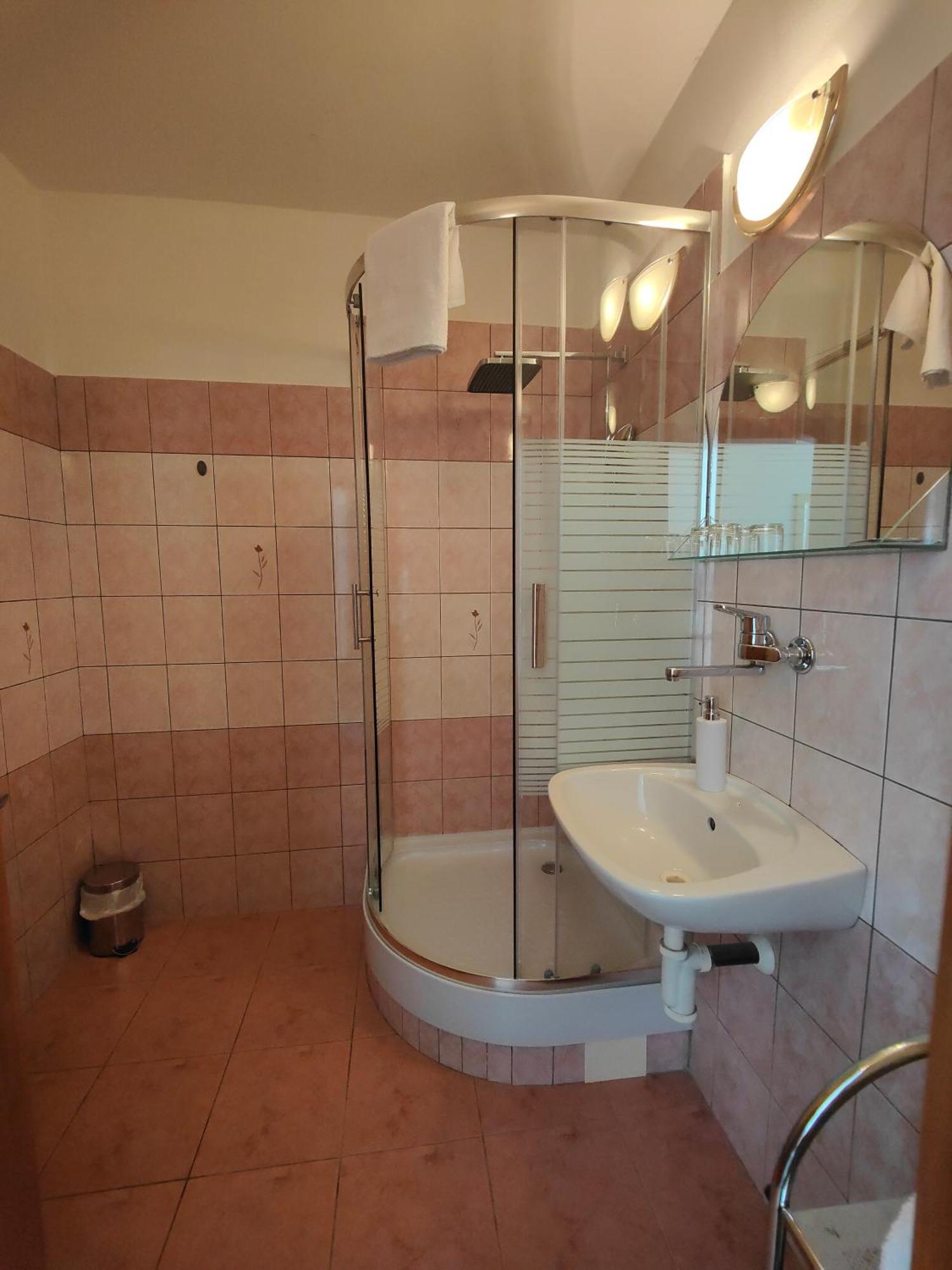 Hotel P7 Lučenec Eksteriør bilde