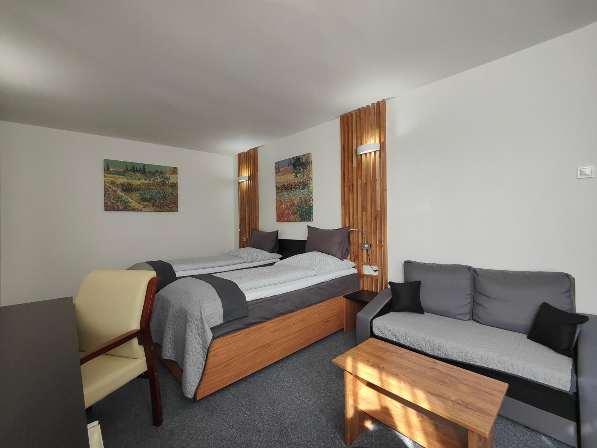 Hotel P7 Lučenec Eksteriør bilde