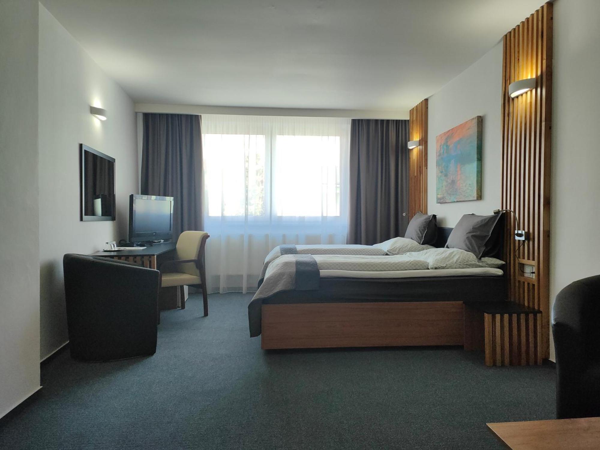 Hotel P7 Lučenec Eksteriør bilde
