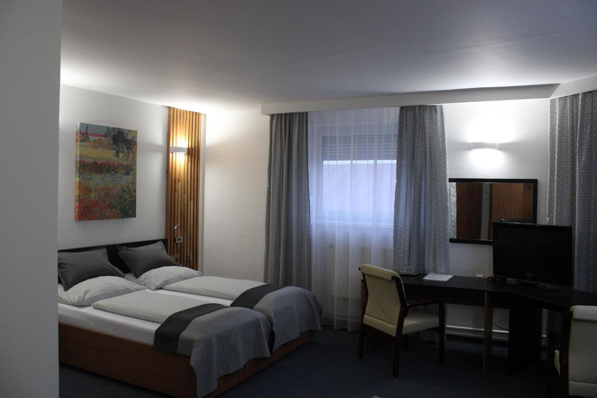 Hotel P7 Lučenec Eksteriør bilde